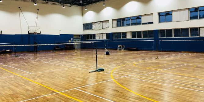 上大附中实验学校-羽毛球馆