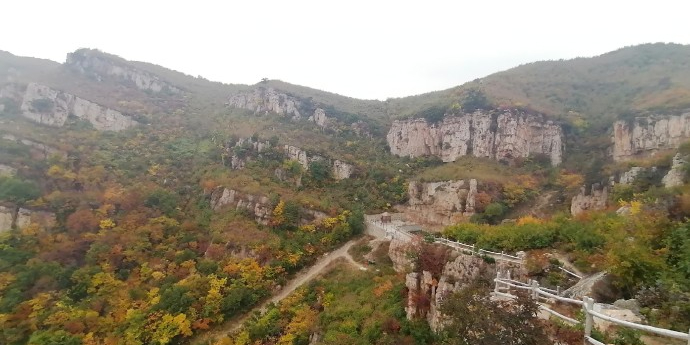 河栏镇五层砬子村风景区