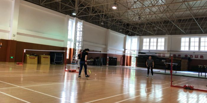 新杨中学羽毛球馆馆