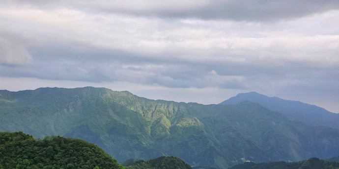 包头市土默特右旗九峰山