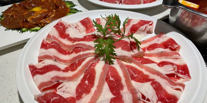 聚月圆·鲜切牛肉火锅(同和店)