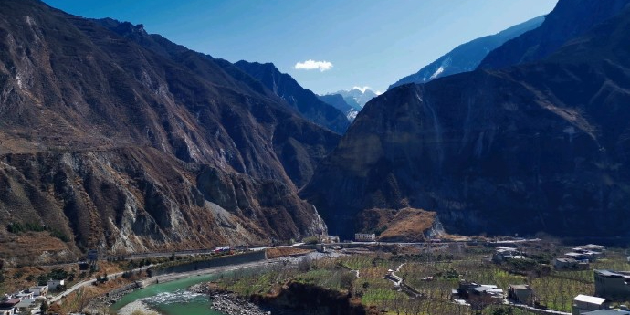 羌乡古寨牟托景区