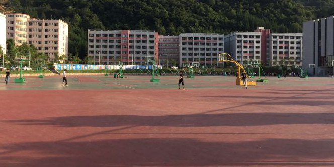 六盘水师范学院-篮球场(龙山校区)