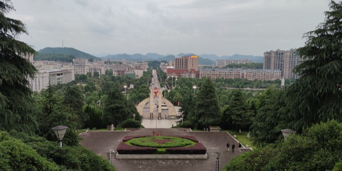 毛泽东同志青年塑像公园