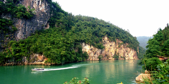 御泉河风经区