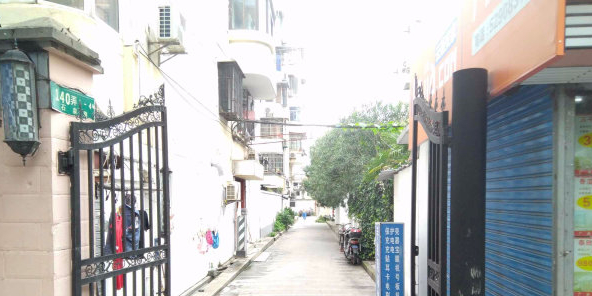 石泉路140弄小区