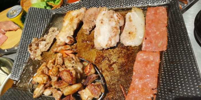 韩国味亲烤肉(石油大学店)