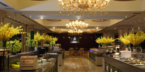 天鹅湖酒店自助餐