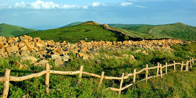 翠云山森林风景区天空之城长城遗址