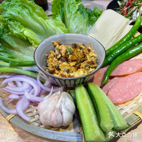 山洞里泥路烤肉(金鹰店)