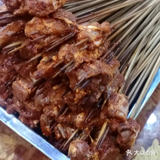 炉合一麻辣鲜串串火锅