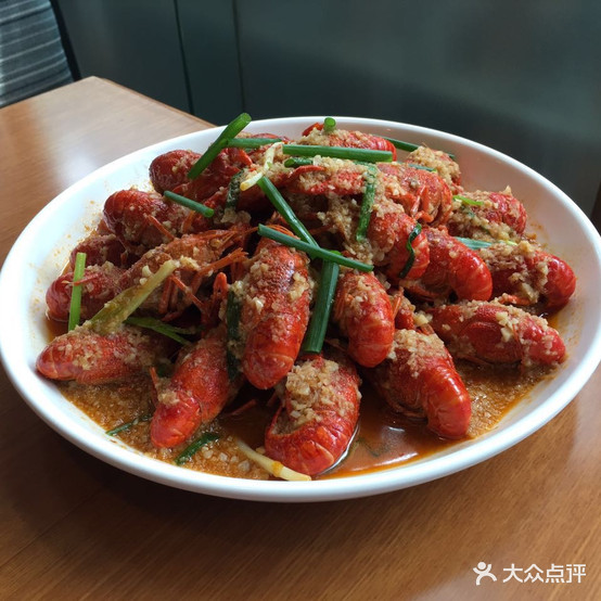 辣猫龙虾·川菜馆(万丰路店)