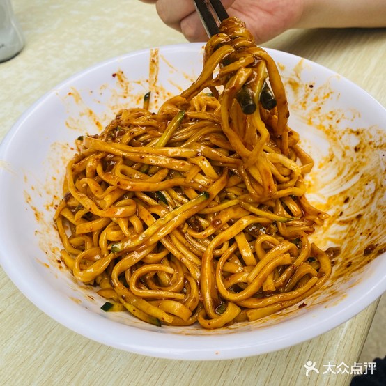 津津乐炸酱面新