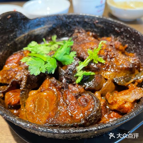 红兴砂锅(亚太旗舰店)