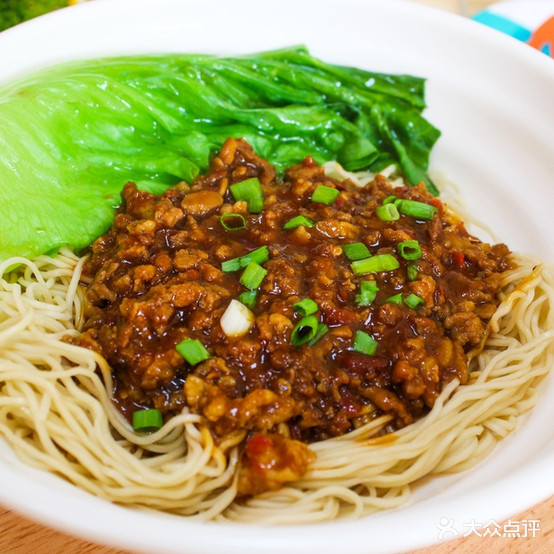 粮忆李川味面馆