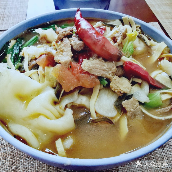 华誉兰州牛肉拉面(大世界商住大厦店)