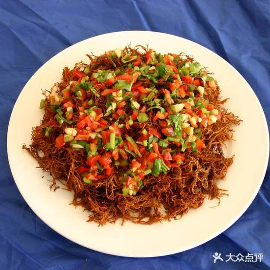 新平腌饭菜店(火车站店)