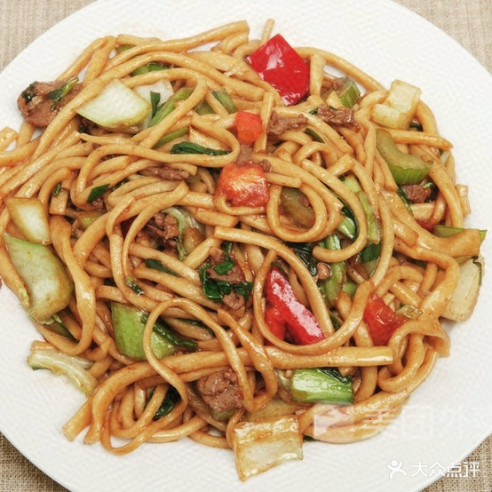 花拢牛肉面(嘉应大学店)