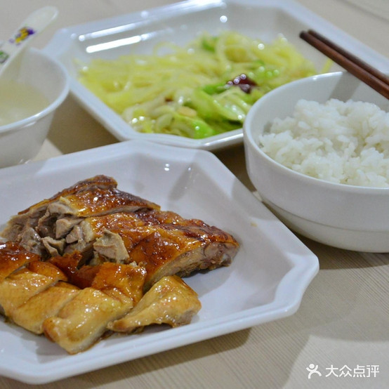 陈记·隆江猪脚饭(西上街店)