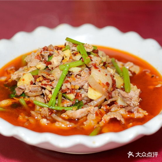 萍食通肴
