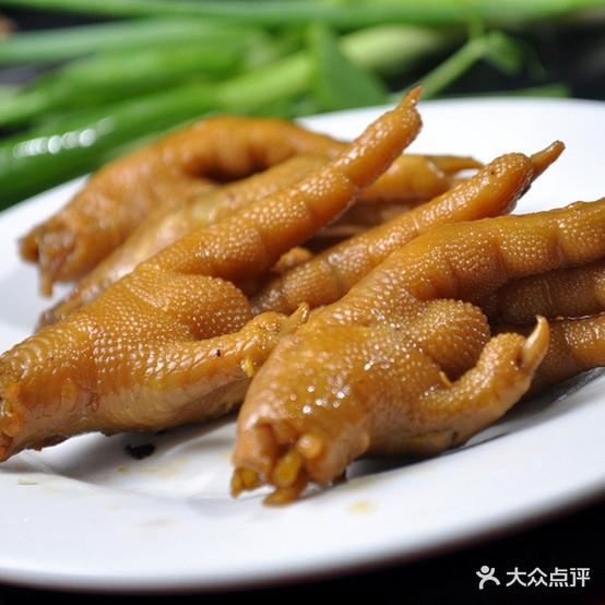 牛逼的猪脚饭剁椒卤汁拌饭