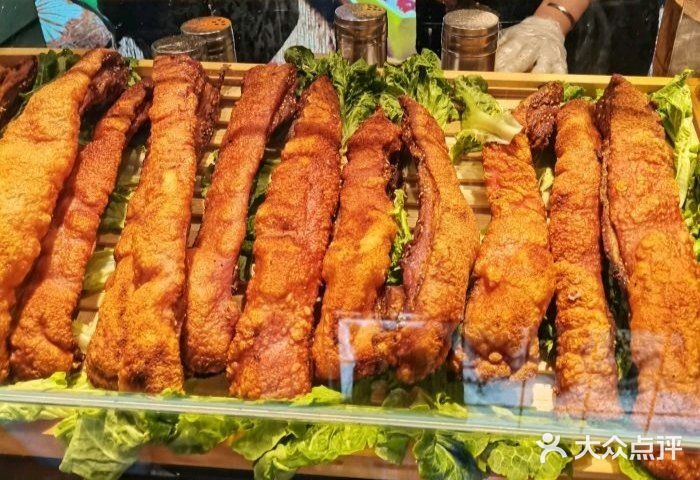 馋三胖脆皮芜花肉(汉街店)