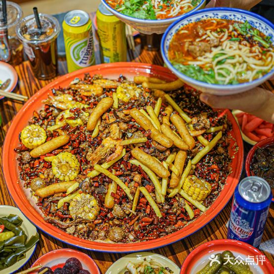 歌乐人家·辣鸡耍酒(公园路店)