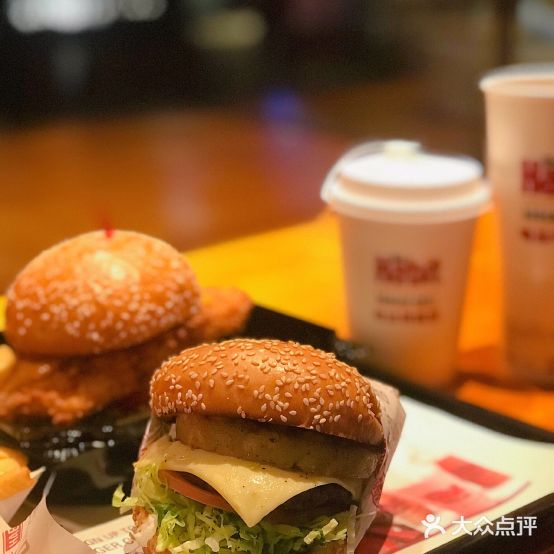 The Habit Burger Grill哈比特汉堡(SOHO复兴广场店)