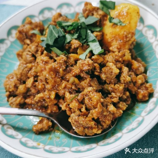 蕾春对特美食茶饭馆