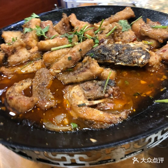 小纪洛阳菜香锅鱼(总店)