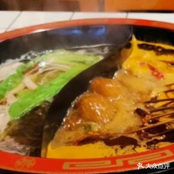 宽窄巷子串串火锅(上海路店)