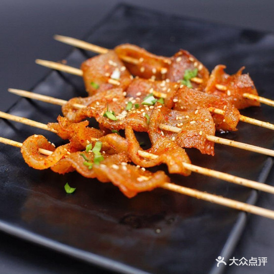 生生地桌沈小炉子烤串