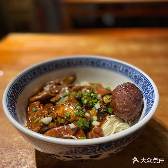 沪西老小弄堂面馆(定西路店)