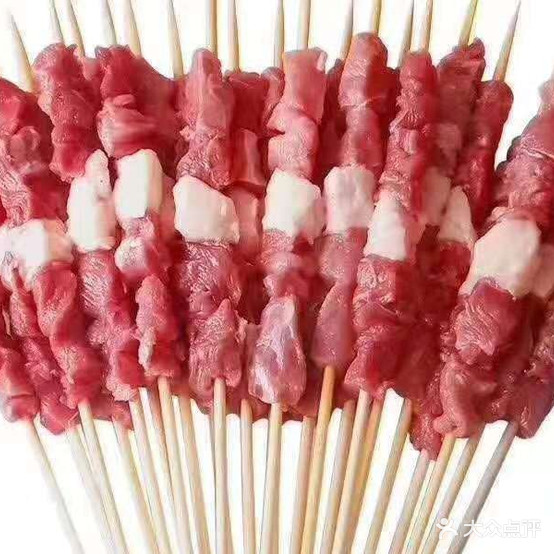 新疆兄弟烧烤羊肉串(龙圩店)