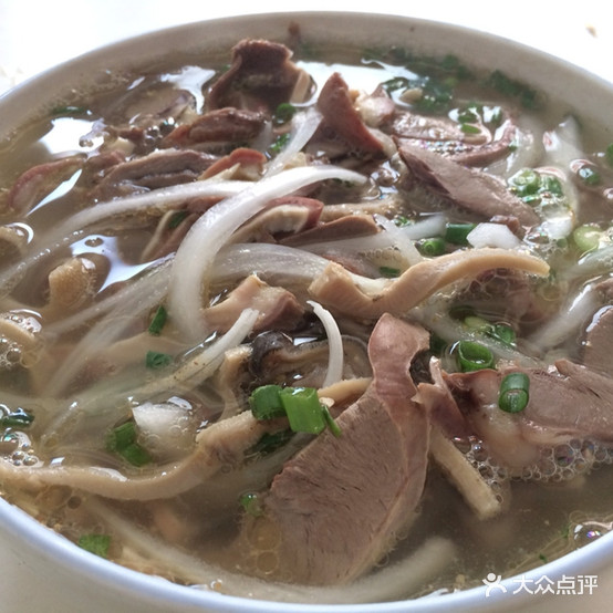 亮成圆黑山羊(巫溪代理店)