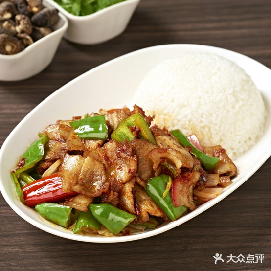 御品湘·湘粤木桶饭(钟村人民路店)