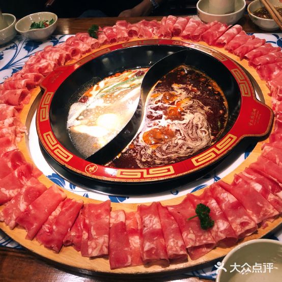 重庆辣满月(万达广场滁州店)