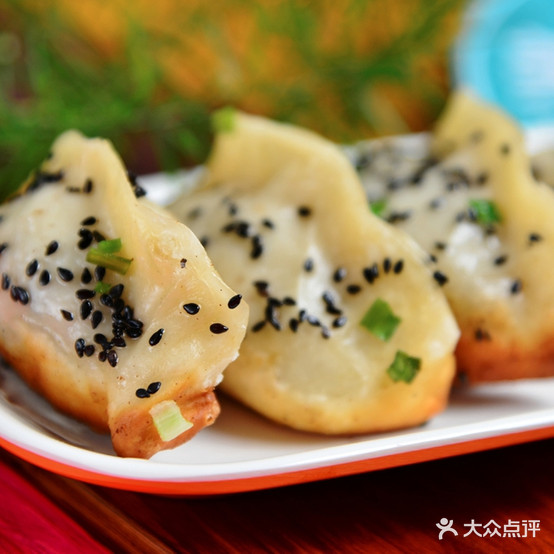 罗唐s上海生煎锅贴