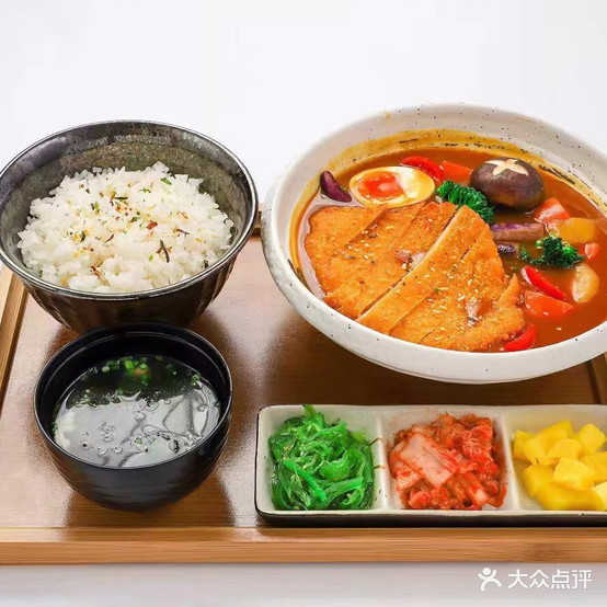神天穿拉面烧肉丼饭(方圆荟店)