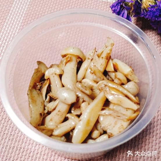菁柠轻食·均衡营养简餐厅(市府恒隆店)