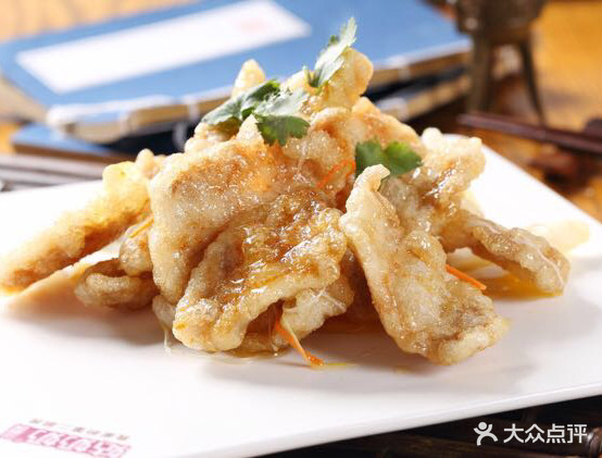 脉舟伊隆轩.清真东北菜(文一陆店)