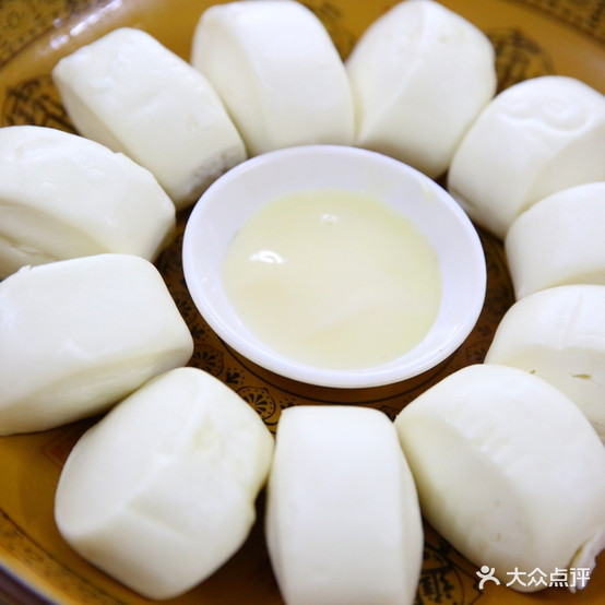 张氏秘制酸菜牛肉火锅