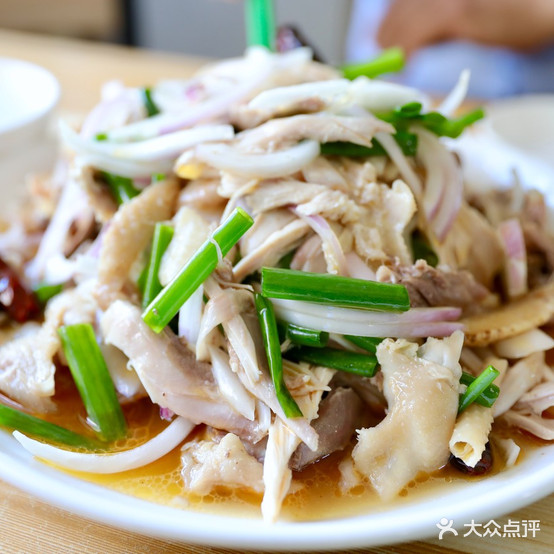 沙湾桥盘鸡椒麻鸡馄饨