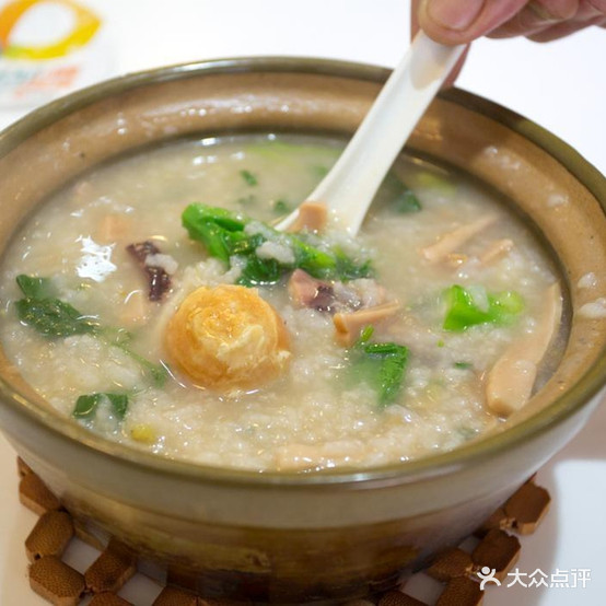 陈佳香煲仔饭沙锅粥(嘉盛豪园店)