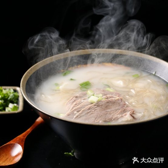 峭壁倌羊