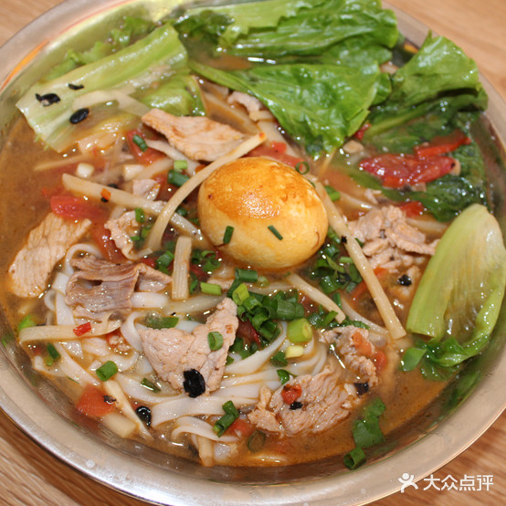 阿威粉店(新华精品店)