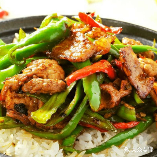 好滋味煲仔饭(渝秀大道店)