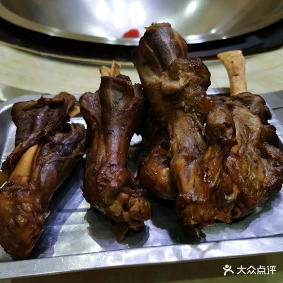 草原传奇绿色羊庄
