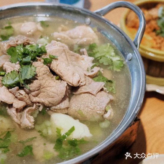 冯嘎婆翘脚牛肉(新生路店)