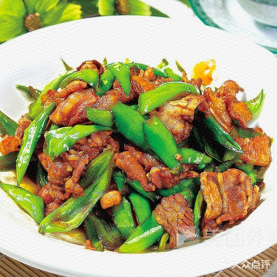 府邸东门红马酒家